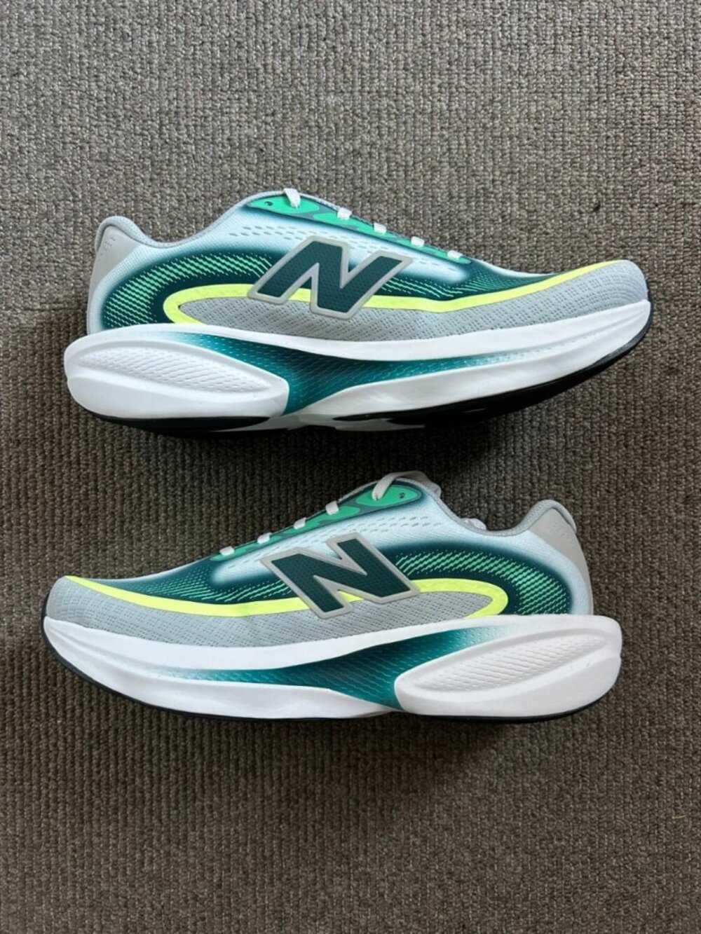 New Balance Ellipse v1 Running Shoes Mint/White Men's Size US 8.5